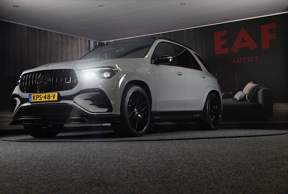 Mercedes-Benz GLE Mercedes-Benz GLE-klasse 400 e 4MATIC AMG 63 Look / Head Up / Luchtvering / Memory / Acc / Lane Assist / Burmester / Leder / 23 In