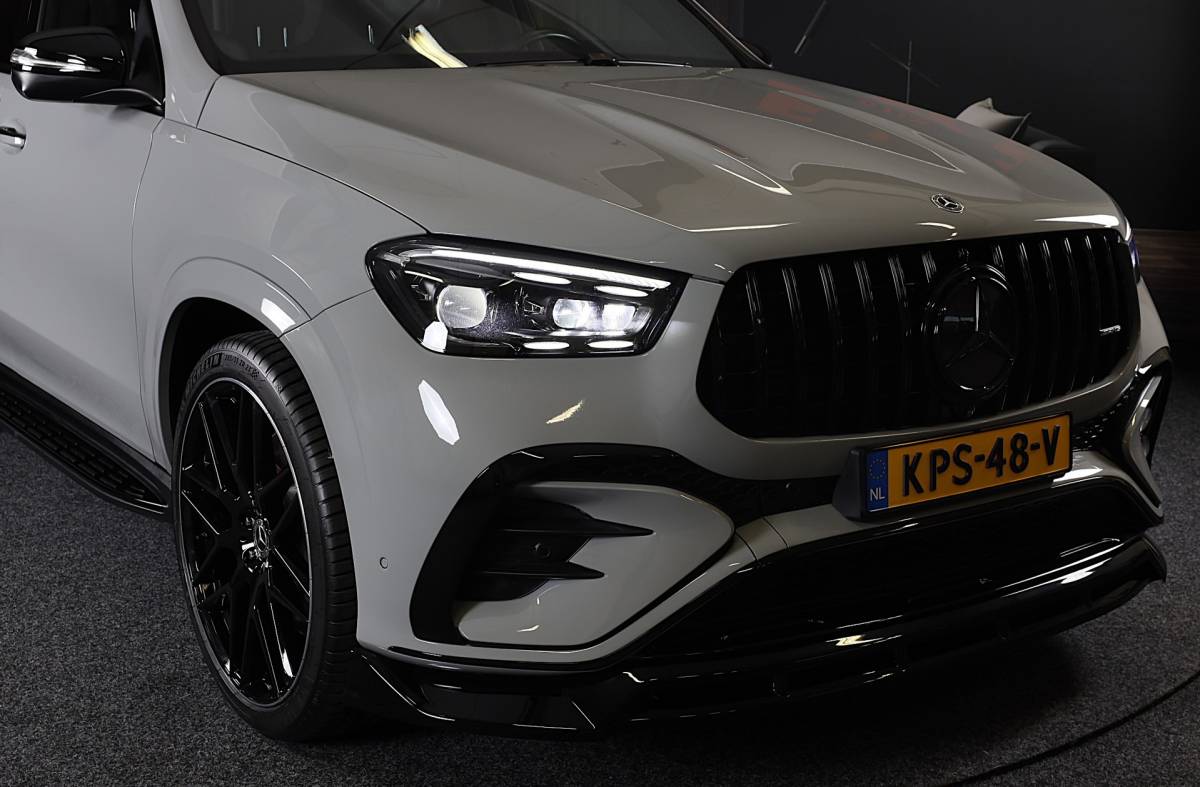 Mercedes-Benz GLE Mercedes-Benz GLE-klasse 400 e 4MATIC AMG 63 Look / Head Up / Luchtvering / Memory / Acc / Lane Assist / Burmester / Leder / 23 In