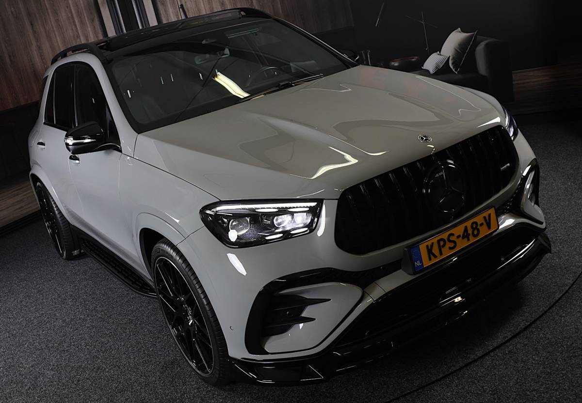 Mercedes-Benz GLE Mercedes-Benz GLE-klasse 400 e 4MATIC AMG 63 Look / Head Up / Luchtvering / Memory / Acc / Lane Assist / Burmester / Leder / 23 In
