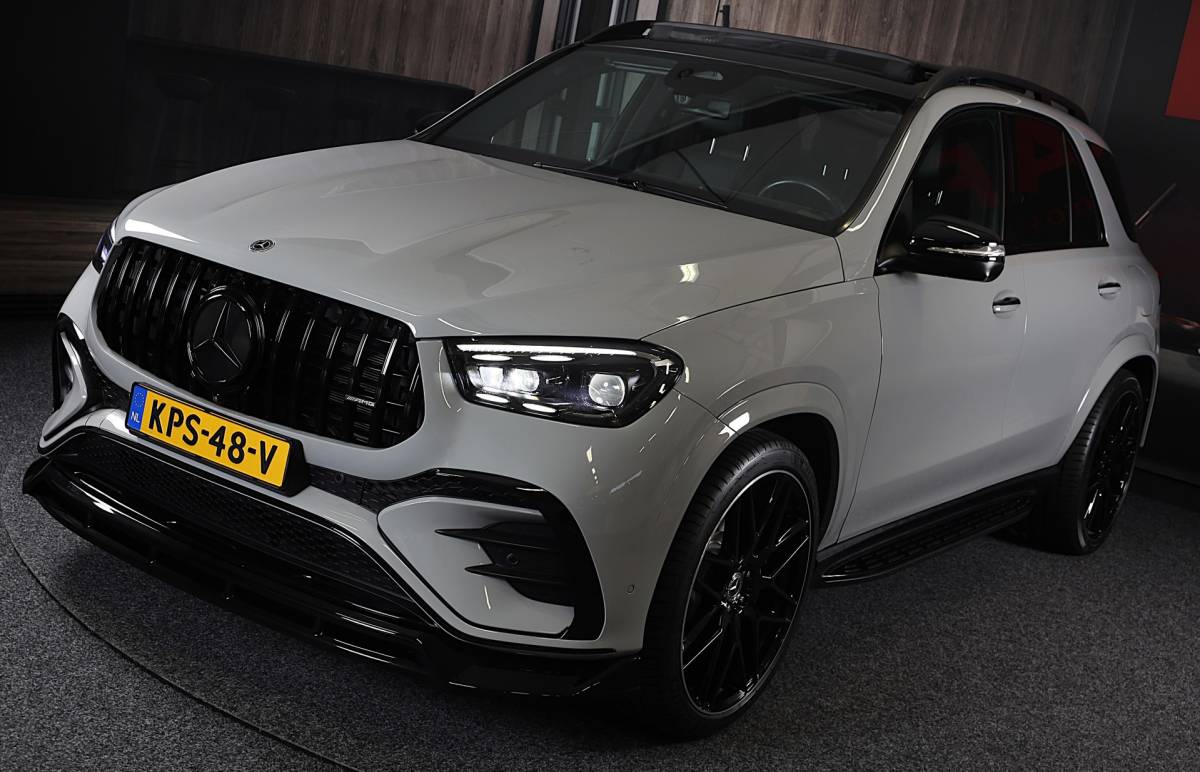 Mercedes-Benz GLE Mercedes-Benz GLE-klasse 400 e 4MATIC AMG 63 Look / Head Up / Luchtvering / Memory / Acc / Lane Assist / Burmester / Leder / 23 In