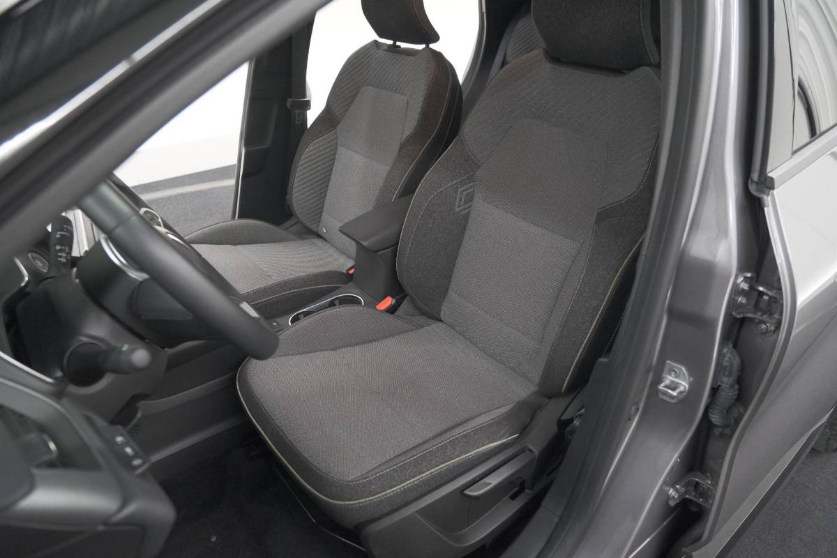 Renault Captur Renault Captur 1.6 E-Tech full hybrid 145 techno | Camera | Navigatie | Apple Carplay | Parkeersensoren