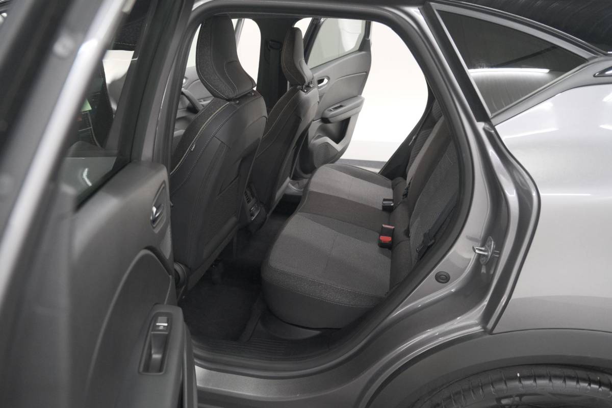 Renault Captur Renault Captur 1.6 E-Tech full hybrid 145 techno | Camera | Navigatie | Apple Carplay | Parkeersensoren