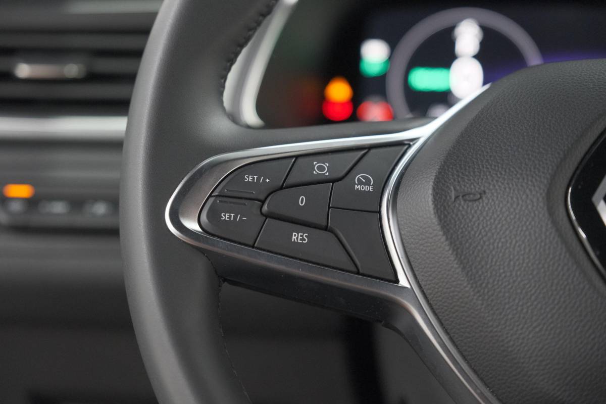 Renault Captur Renault Captur 1.6 E-Tech full hybrid 145 techno | Camera | Navigatie | Apple Carplay | Parkeersensoren