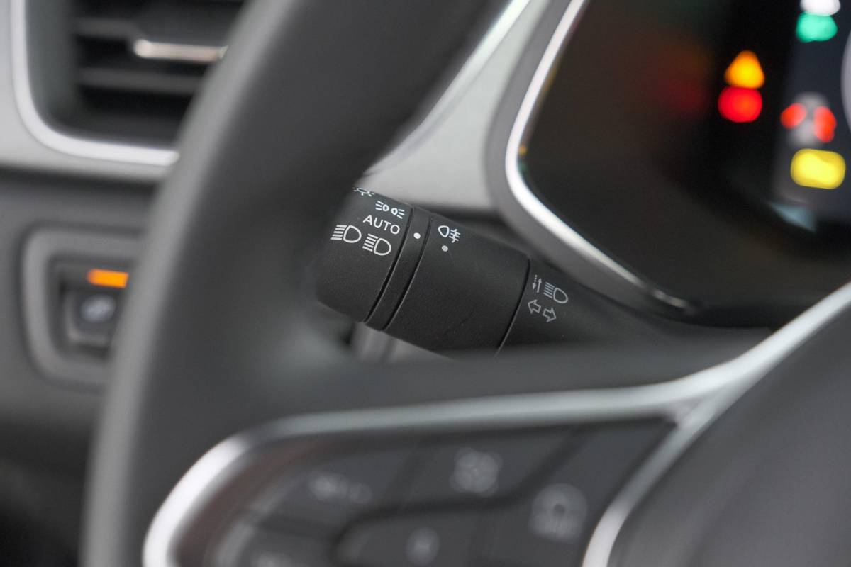 Renault Captur Renault Captur 1.6 E-Tech full hybrid 145 techno | Camera | Navigatie | Apple Carplay | Parkeersensoren