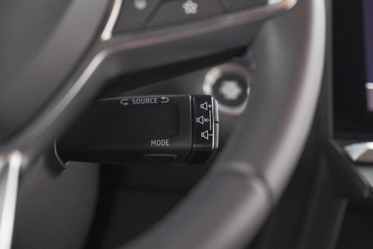 Renault Captur Renault Captur 1.6 E-Tech full hybrid 145 techno | Camera | Navigatie | Apple Carplay | Parkeersensoren