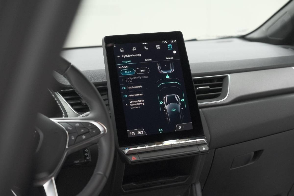 Renault Captur Renault Captur 1.6 E-Tech full hybrid 145 techno | Camera | Navigatie | Apple Carplay | Parkeersensoren
