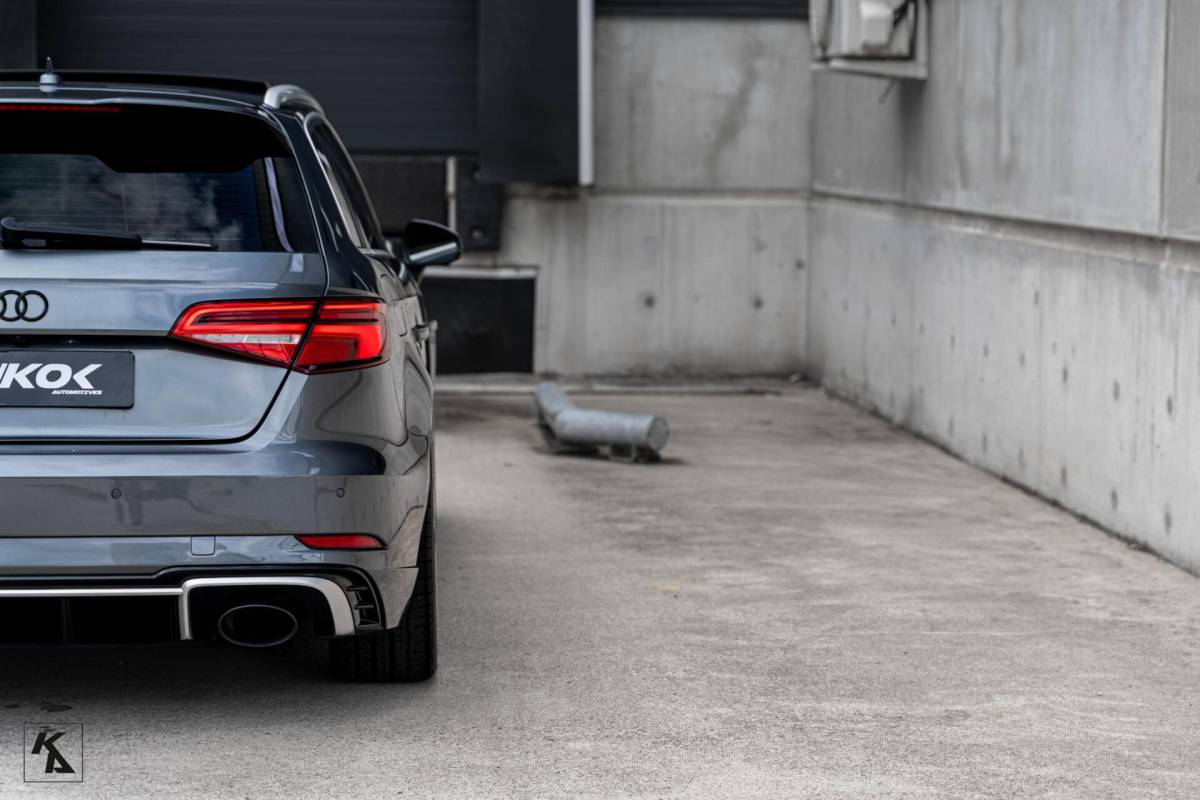 Audi RS3 Audi RS3 2.5 TFSI RS3 | 2018 Quattro | DAZA Carbon KW V3