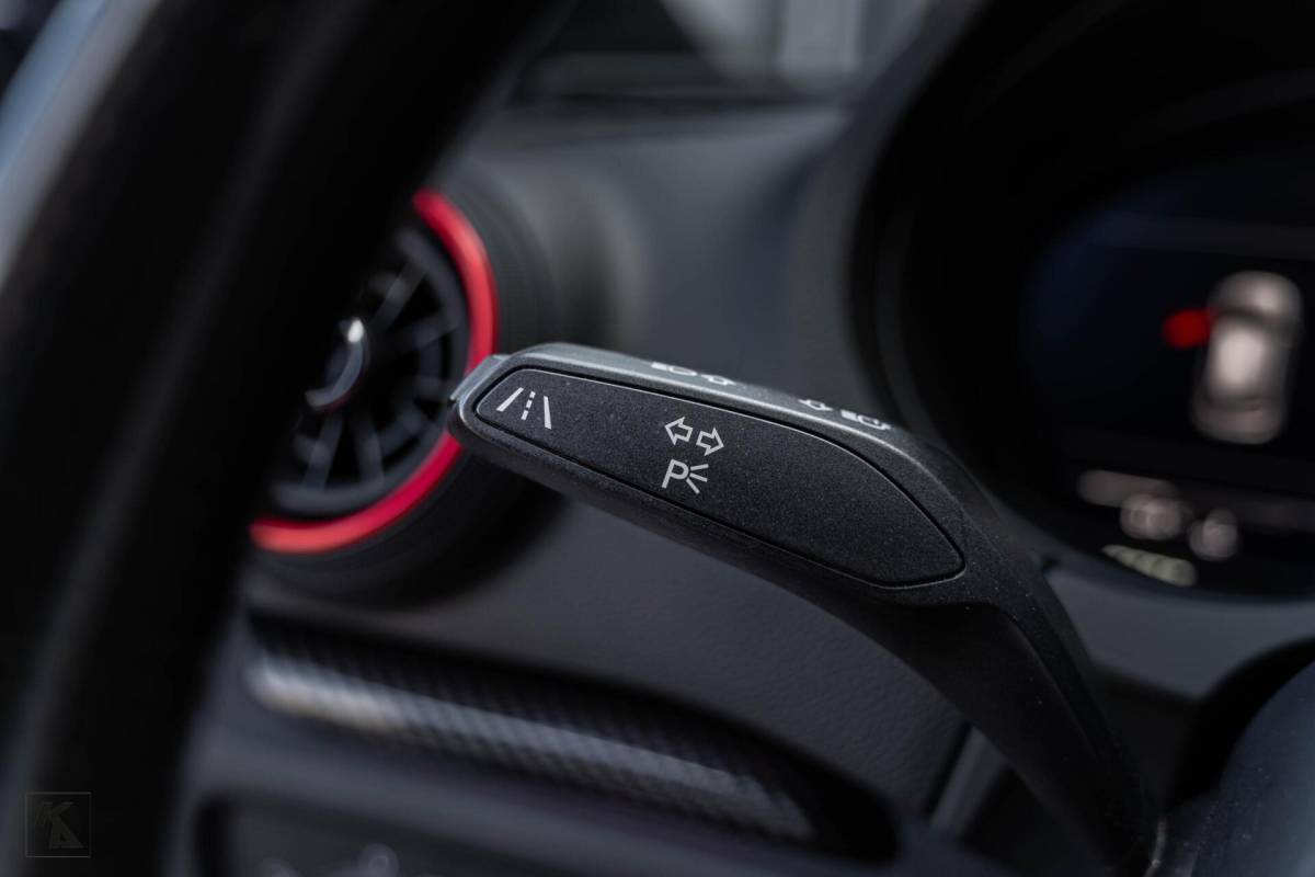 Audi RS3 Audi RS3 2.5 TFSI RS3 | 2018 Quattro | DAZA Carbon KW V3