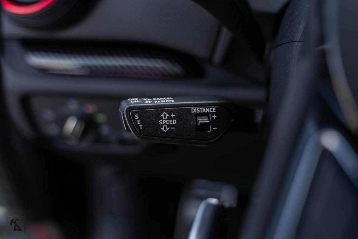Audi RS3 Audi RS3 2.5 TFSI RS3 | 2018 Quattro | DAZA Carbon KW V3