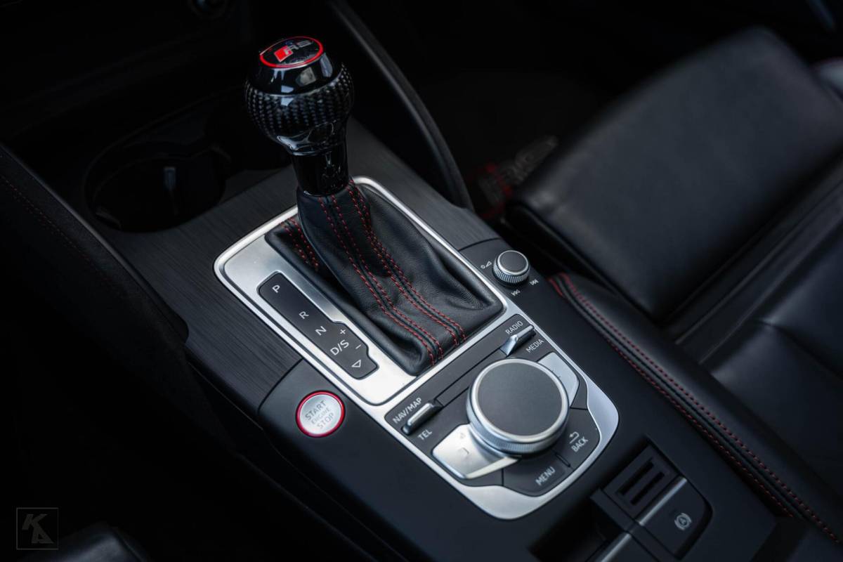 Audi RS3 Audi RS3 2.5 TFSI RS3 | 2018 Quattro | DAZA Carbon KW V3