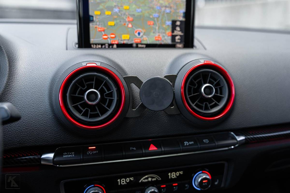 Audi RS3 Audi RS3 2.5 TFSI RS3 | 2018 Quattro | DAZA Carbon KW V3