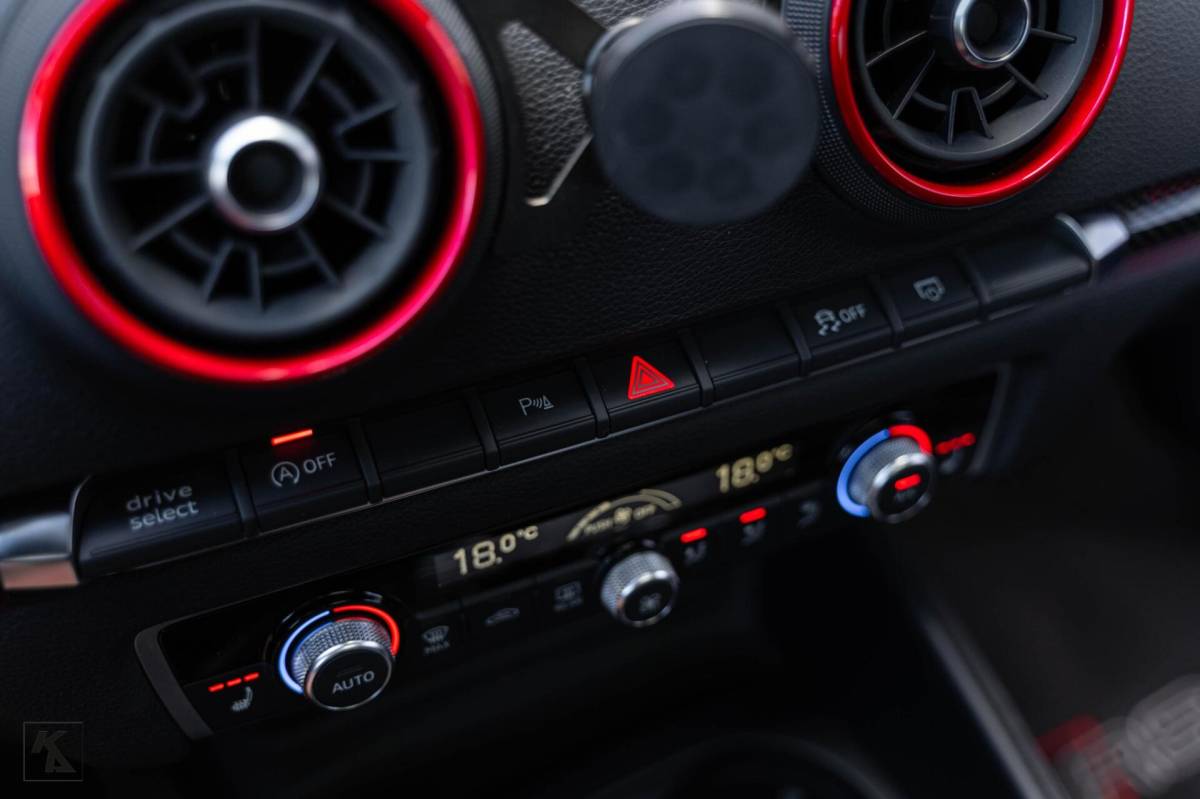Audi RS3 Audi RS3 2.5 TFSI RS3 | 2018 Quattro | DAZA Carbon KW V3