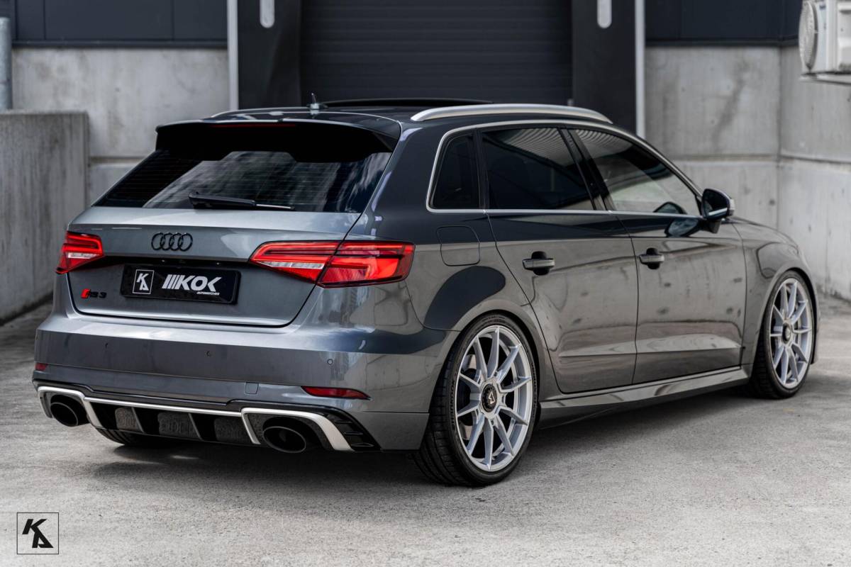 Audi RS3 Audi RS3 2.5 TFSI RS3 | 2018 Quattro | DAZA Carbon KW V3