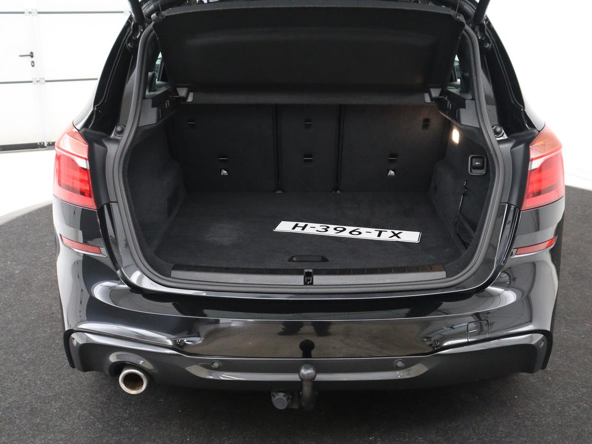 BMW 2 Serie BMW 2-serie Active Tourer 218i Executive Edition | Half leder | Cruise control | Head-up |  Interieur verlichting | Navigatie | Bluetooth | Elektrische achterklep | Trekhaak