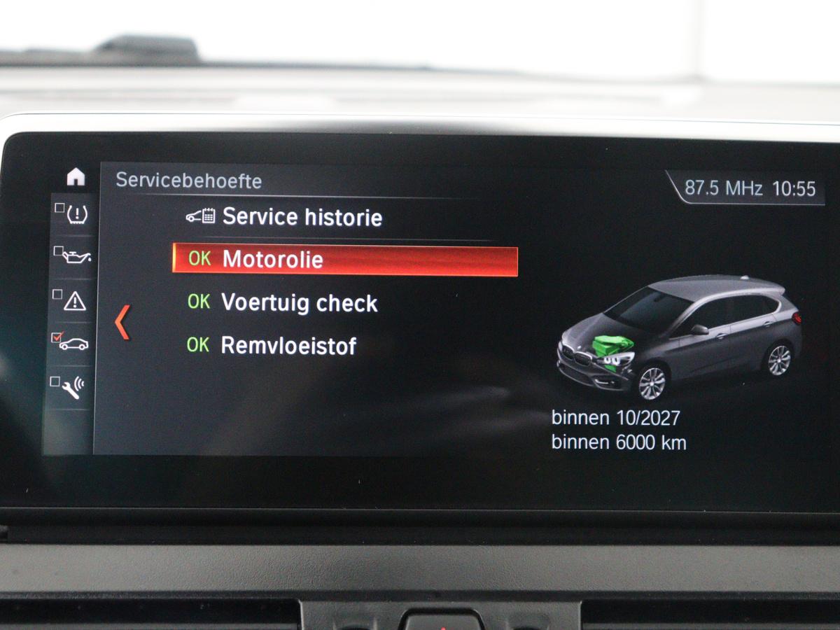 BMW 2 Serie BMW 2-serie Active Tourer 218i Executive Edition | Half leder | Cruise control | Head-up |  Interieur verlichting | Navigatie | Bluetooth | Elektrische achterklep | Trekhaak