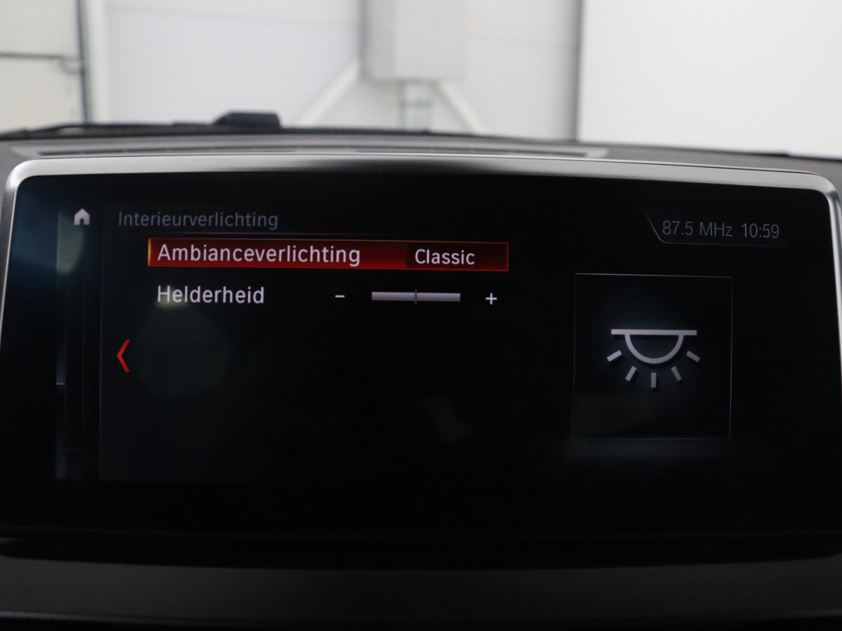 BMW 2 Serie BMW 2-serie Active Tourer 218i Executive Edition | Half leder | Cruise control | Head-up |  Interieur verlichting | Navigatie | Bluetooth | Elektrische achterklep | Trekhaak