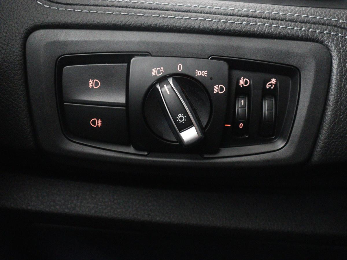 BMW 2 Serie BMW 2-serie Active Tourer 218i Executive Edition | Half leder | Cruise control | Head-up |  Interieur verlichting | Navigatie | Bluetooth | Elektrische achterklep | Trekhaak