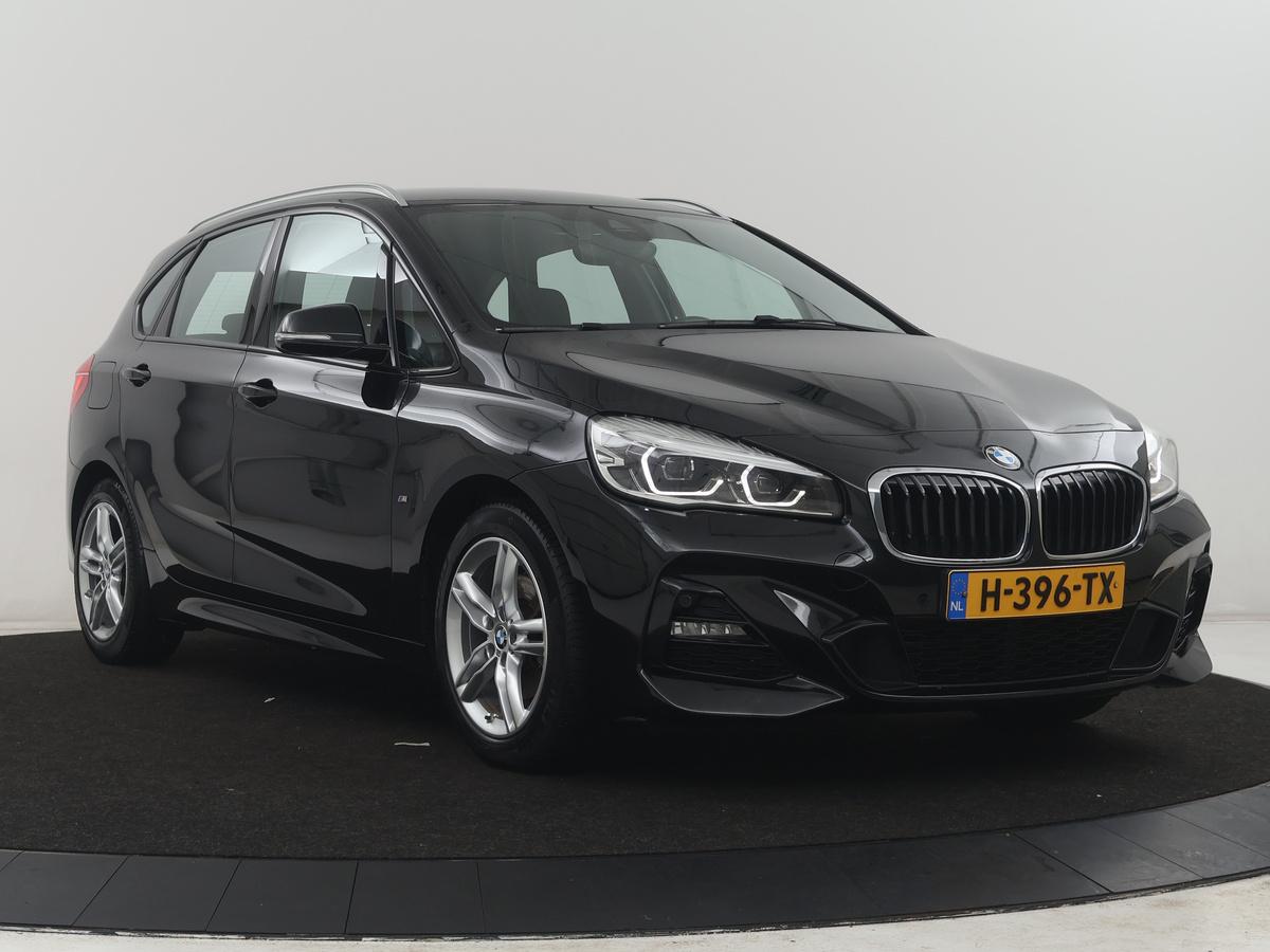 BMW 2 Serie BMW 2-serie Active Tourer 218i Executive Edition | Half leder | Cruise control | Head-up |  Interieur verlichting | Navigatie | Bluetooth | Elektrische achterklep | Trekhaak