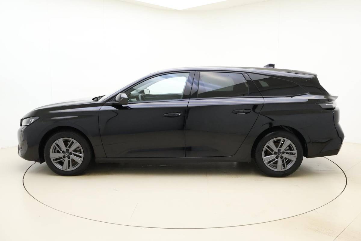 Peugeot 308 Peugeot 308 SW 1.2T 130pk Allure | AGR Stoel | Apple Carplay/Android Auto | Stoelverwarming | Achteruitrijcamera | Climate & Cruise Control |