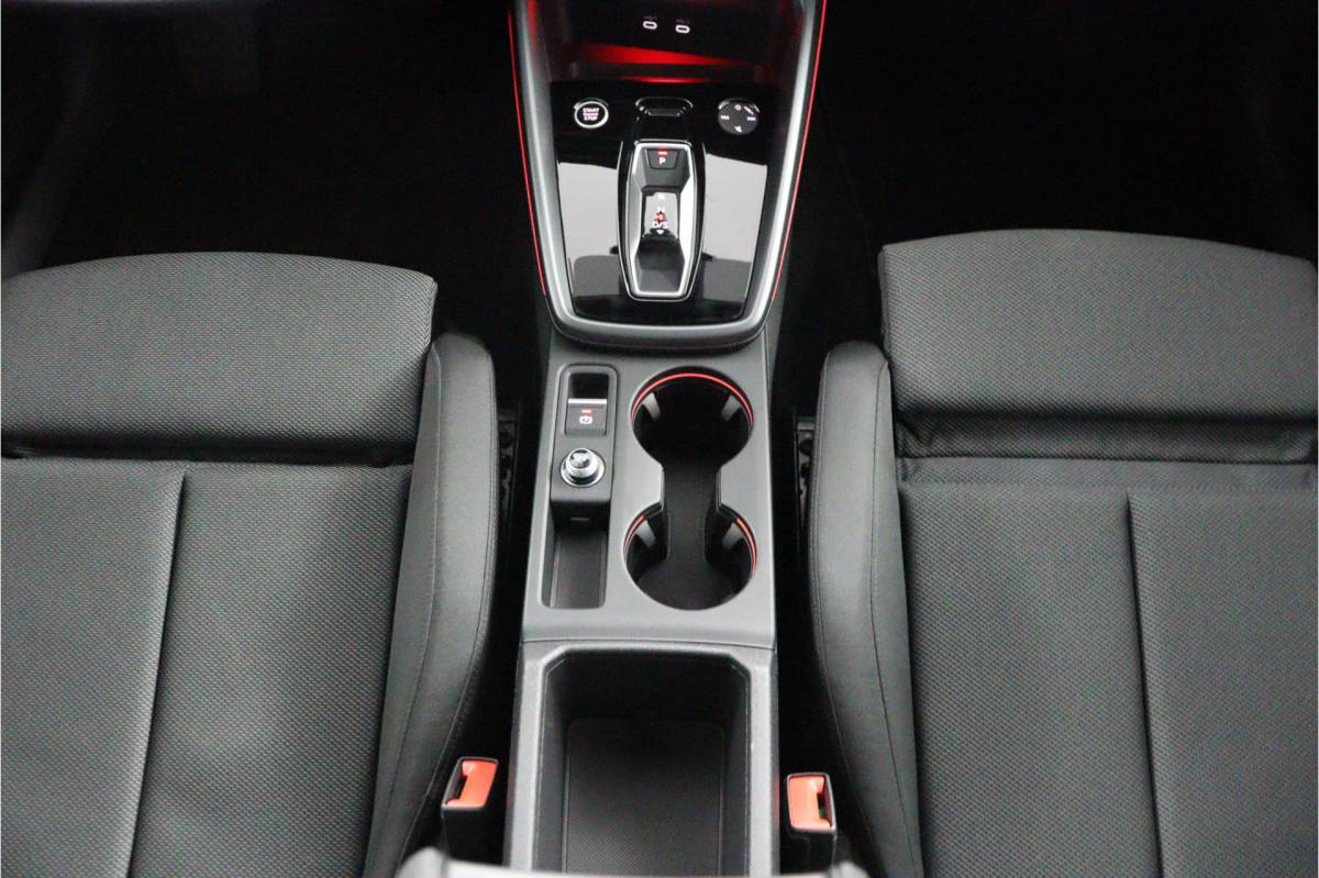 Audi A3 Audi A3 Sportback 35 TFSI S-LINE Edition, Facelift | Virtual | APP | Camera | Navi | Adapt.Cruise – RIJKLAAR