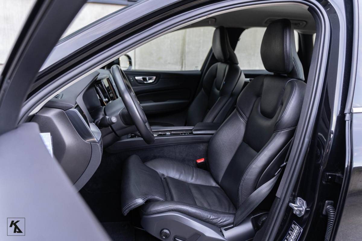 Volvo XC60 Volvo XC60 2.0 B4 | 2021 | Momentum Pro |ACC-BLIS-LED Org.NL
