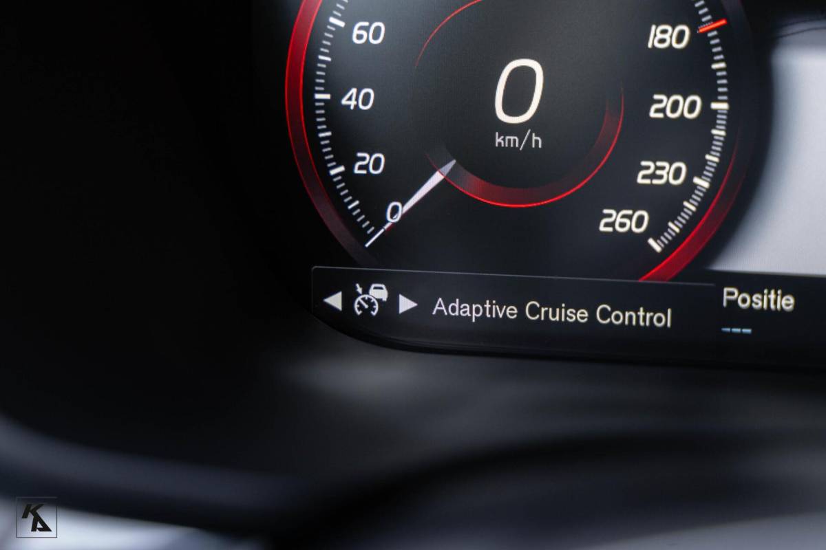 Volvo XC60 Volvo XC60 2.0 B4 | 2021 | Momentum Pro |ACC-BLIS-LED Org.NL