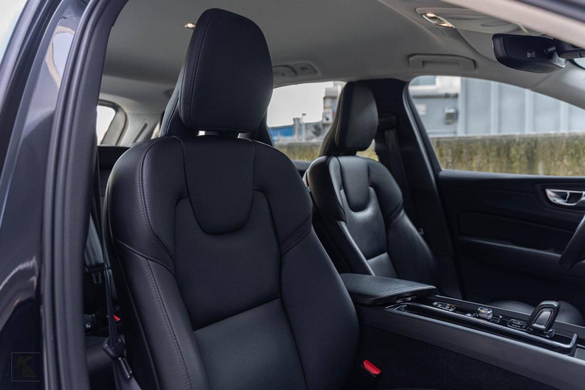 Volvo XC60 Volvo XC60 2.0 B4 | 2021 | Momentum Pro |ACC-BLIS-LED Org.NL