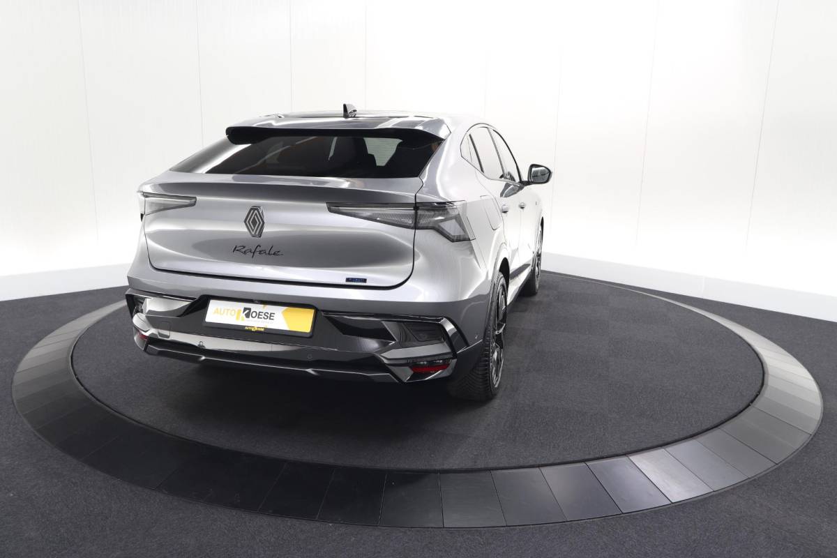 Renault Rafale Renault Rafale 1.2 E-Tech Full Hybrid 200 Esprit Alpine | Solarbay Panoramadak | 4Control | Harman Kardon Audio | Adaptieve Cruise Control