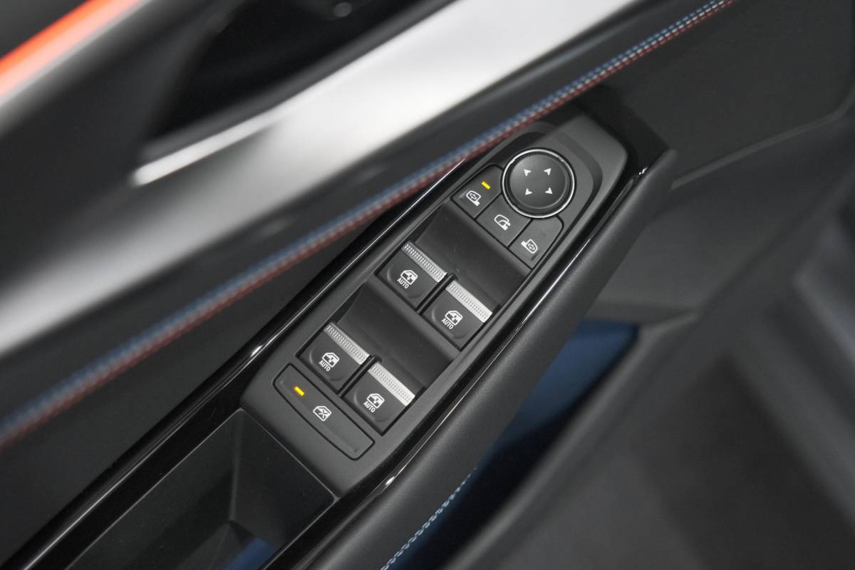 Renault Rafale Renault Rafale 1.2 E-Tech Full Hybrid 200 Esprit Alpine | Solarbay Panoramadak | 4Control | Harman Kardon Audio | Adaptieve Cruise Control