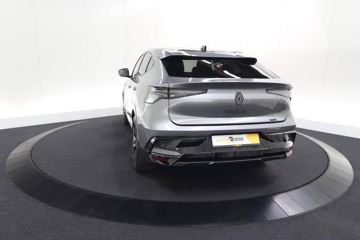 Renault Rafale Renault Rafale 1.2 E-Tech Full Hybrid 200 Esprit Alpine | Solarbay Panoramadak | 4Control | Harman Kardon Audio | Adaptieve Cruise Control