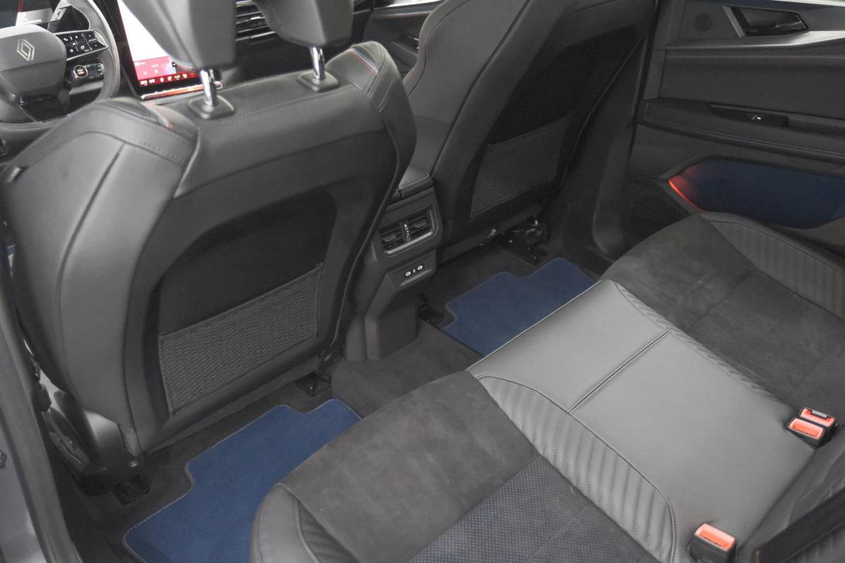 Renault Rafale Renault Rafale 1.2 E-Tech Full Hybrid 200 Esprit Alpine | Solarbay Panoramadak | 4Control | Harman Kardon Audio | Adaptieve Cruise Control