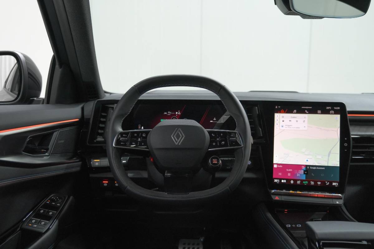 Renault Rafale Renault Rafale 1.2 E-Tech Full Hybrid 200 Esprit Alpine | Solarbay Panoramadak | 4Control | Harman Kardon Audio | Adaptieve Cruise Control