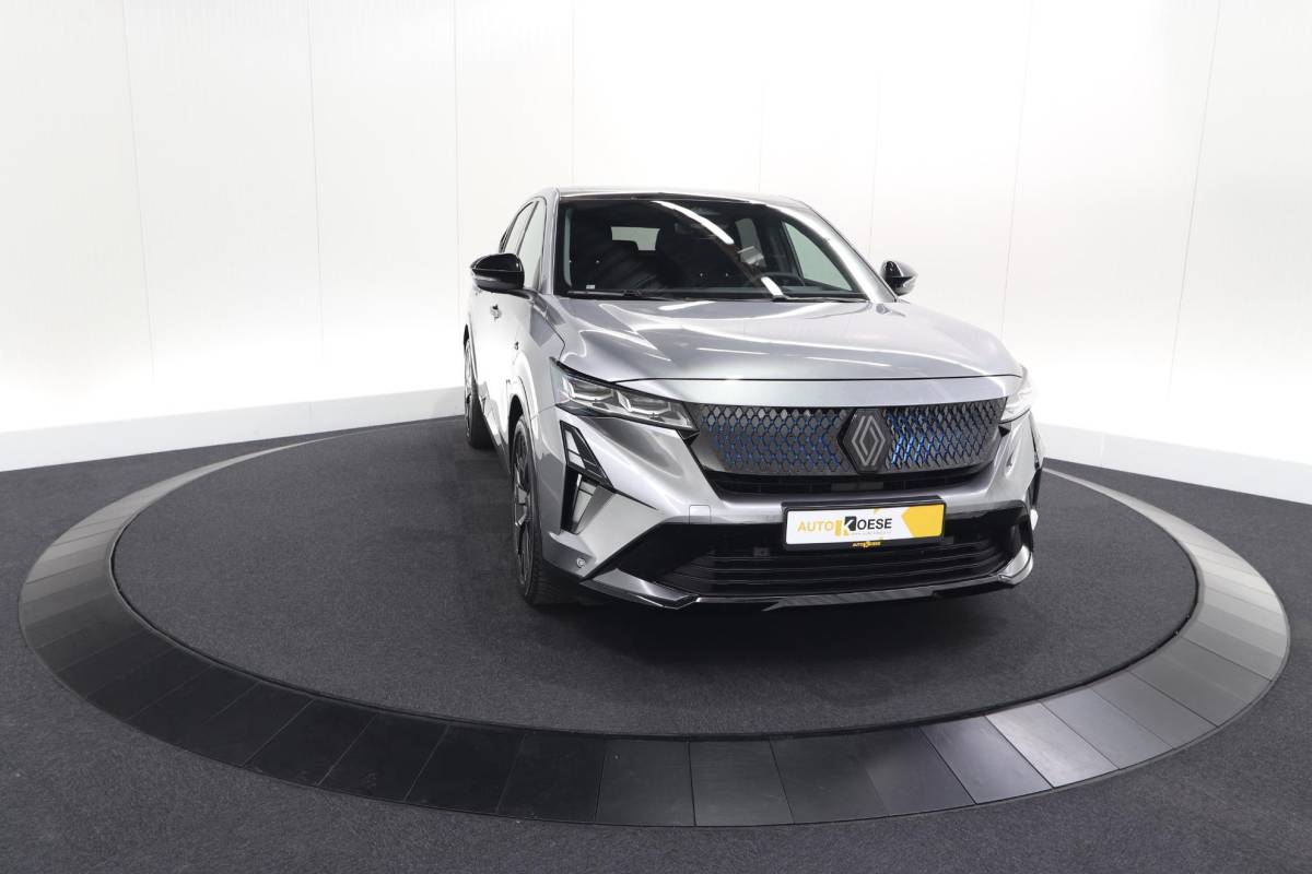 Renault Rafale Renault Rafale 1.2 E-Tech Full Hybrid 200 Esprit Alpine | Solarbay Panoramadak | 4Control | Harman Kardon Audio | Adaptieve Cruise Control