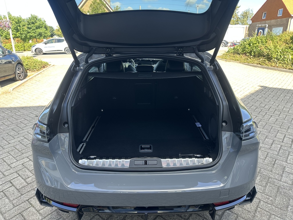 Peugeot 508 Peugeot 508 SW 1.6 HYbrid PSE 360 | Panorama Pack |