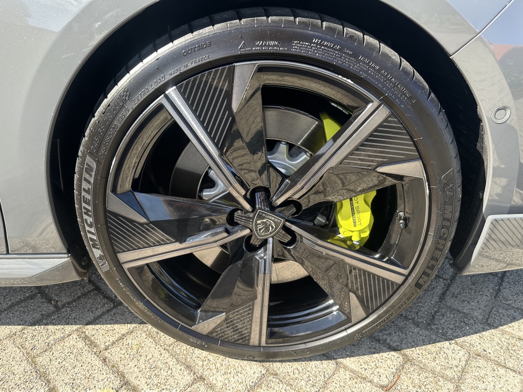 Peugeot 508 Peugeot 508 SW 1.6 HYbrid PSE 360 | Panorama Pack |