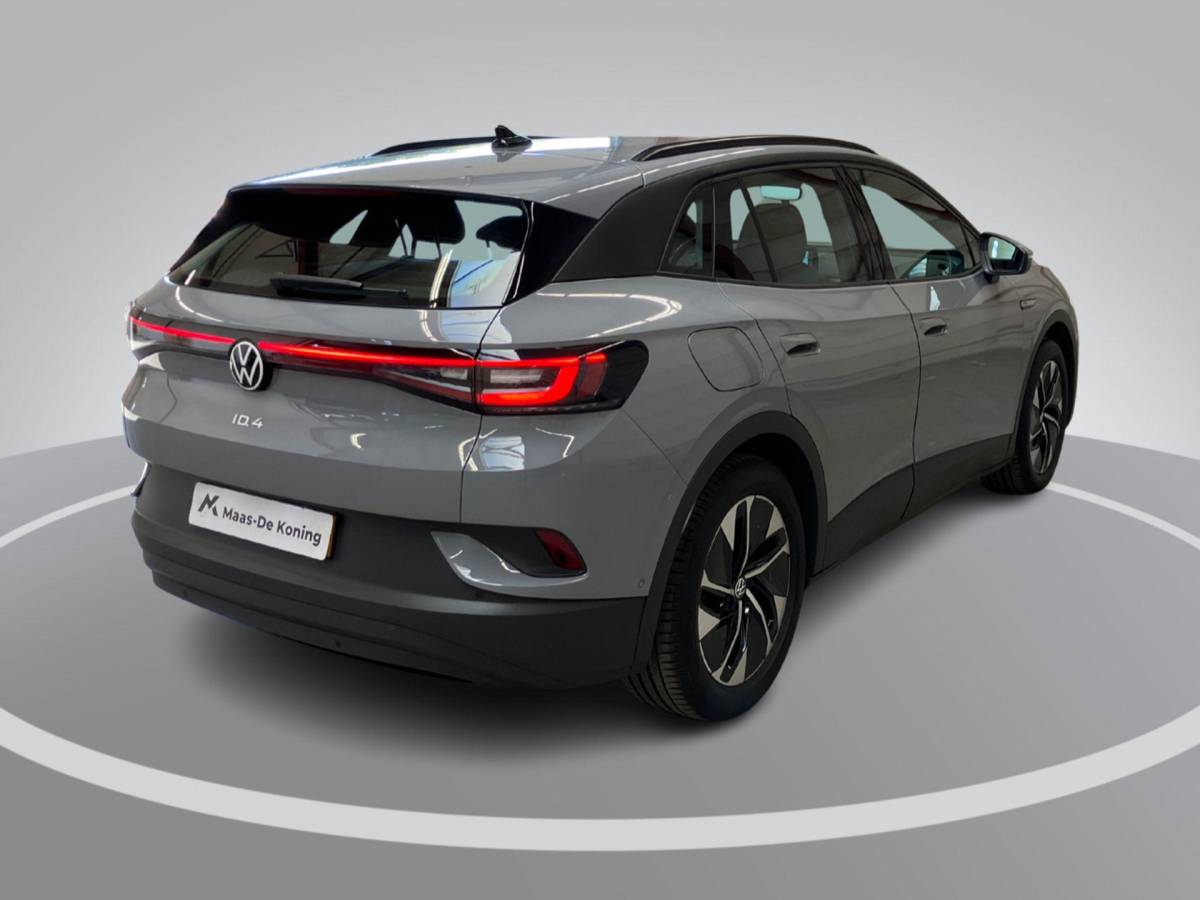 Volkswagen ID.4 Volkswagen ID.4 Pro 128KW/174PK 77 kWh · Camera · Warmtepomp · Apple/Android Car Play · SOH 95,6% · Fabrieksgarantie t/m 23-05-2027 of 100.000KM ·