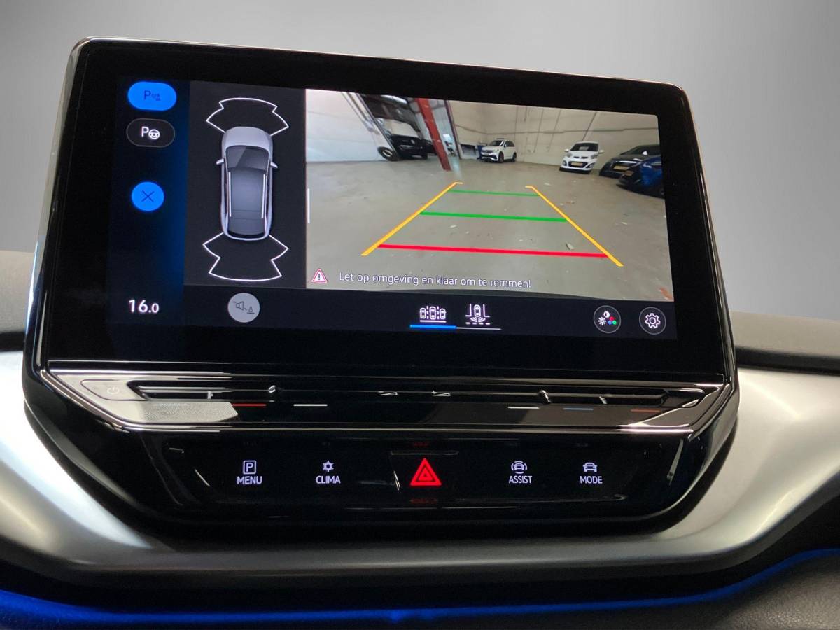 Volkswagen ID.4 Volkswagen ID.4 Pro 128KW/174PK 77 kWh · Camera · Warmtepomp · Apple/Android Car Play · SOH 95,6% · Fabrieksgarantie t/m 23-05-2027 of 100.000KM ·