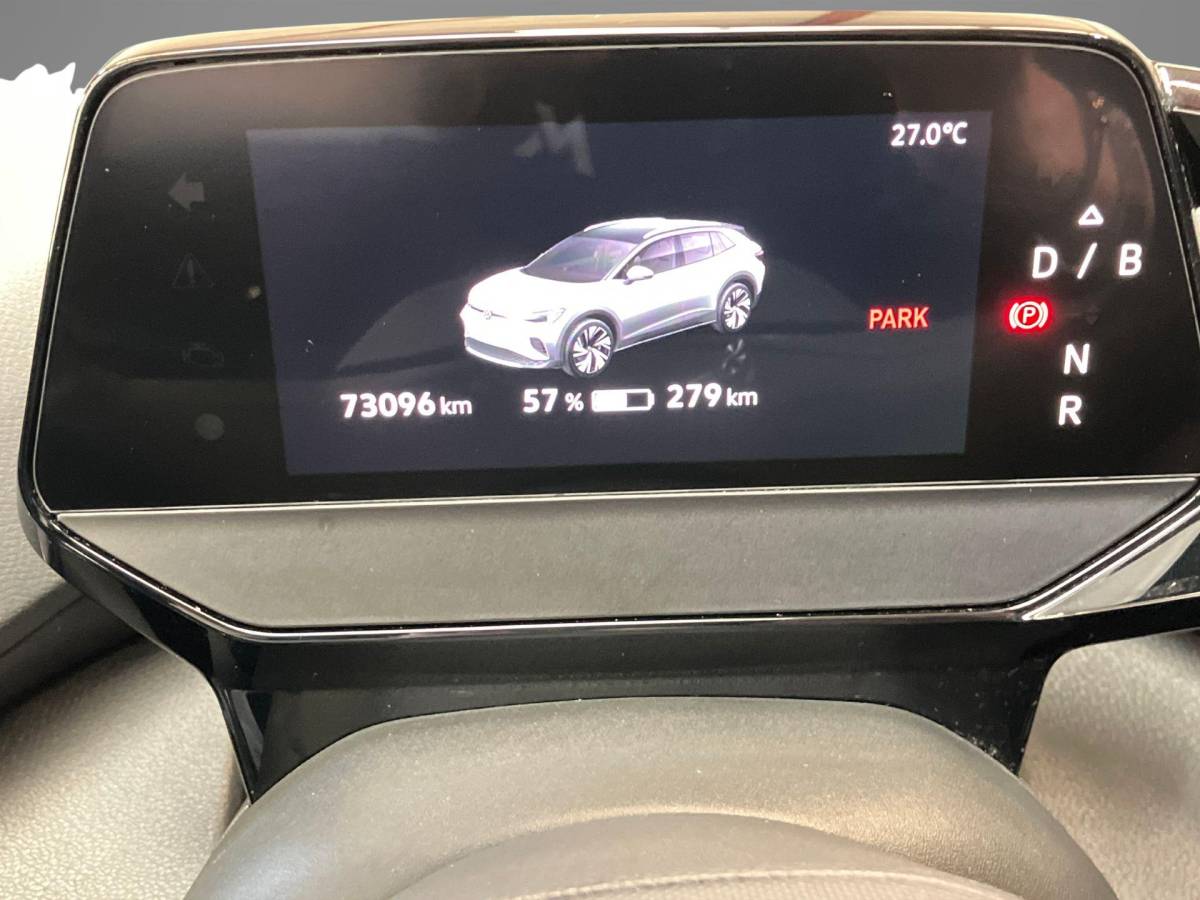 Volkswagen ID.4 Volkswagen ID.4 Pro 128KW/174PK 77 kWh · Camera · Warmtepomp · Apple/Android Car Play · SOH 95,6% · Fabrieksgarantie t/m 23-05-2027 of 100.000KM ·