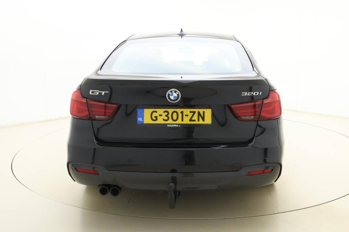 BMW 3 Serie BMW 3-serie Gran Turismo 320i High Executive Edition | Lederen bekleding | M Sport pakket | Trekhaak | Stoelverwarming | Keyless | Navigatie | Weinig kilometers | Climate control