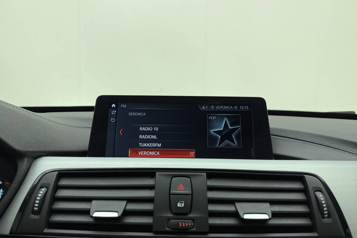 BMW 3 Serie BMW 3-serie Gran Turismo 320i High Executive Edition | Lederen bekleding | M Sport pakket | Trekhaak | Stoelverwarming | Keyless | Navigatie | Weinig kilometers | Climate control