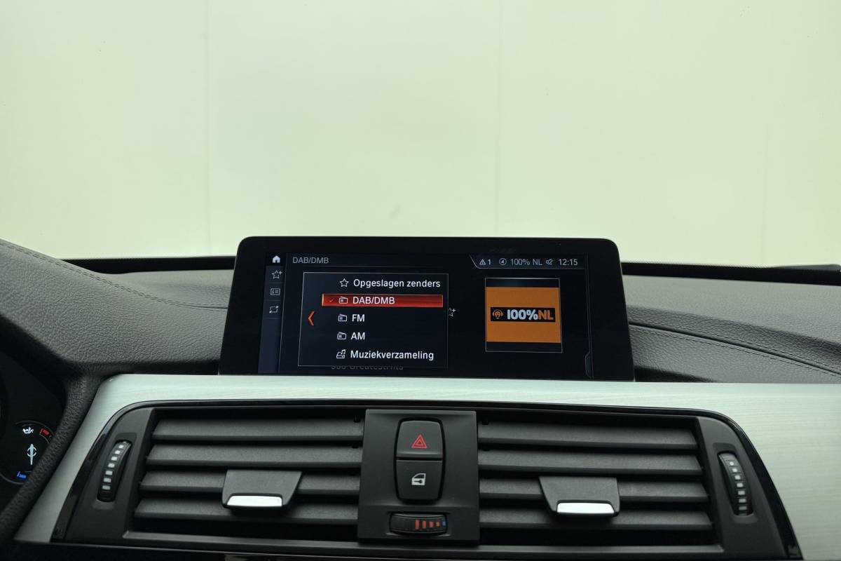 BMW 3 Serie BMW 3-serie Gran Turismo 320i High Executive Edition | Lederen bekleding | M Sport pakket | Trekhaak | Stoelverwarming | Keyless | Navigatie | Weinig kilometers | Climate control
