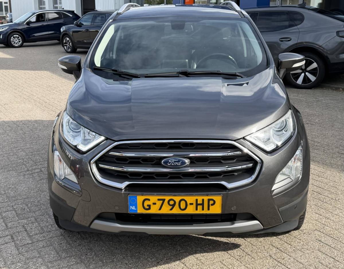 Ford EcoSport Ford EcoSport 1.0 EcoBoost Titanium 125pk | Winterpack | BLIS | SYNC 3 Navigatie | Trekhaak | Apple carplay/Android auto |