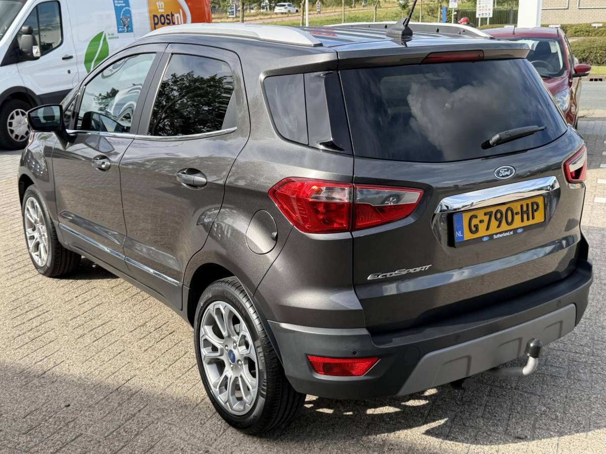 Ford EcoSport Ford EcoSport 1.0 EcoBoost Titanium 125pk | Winterpack | BLIS | SYNC 3 Navigatie | Trekhaak | Apple carplay/Android auto |