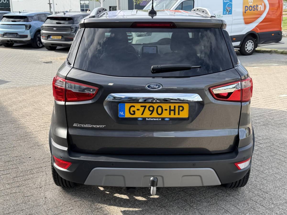 Ford EcoSport Ford EcoSport 1.0 EcoBoost Titanium 125pk | Winterpack | BLIS | SYNC 3 Navigatie | Trekhaak | Apple carplay/Android auto |
