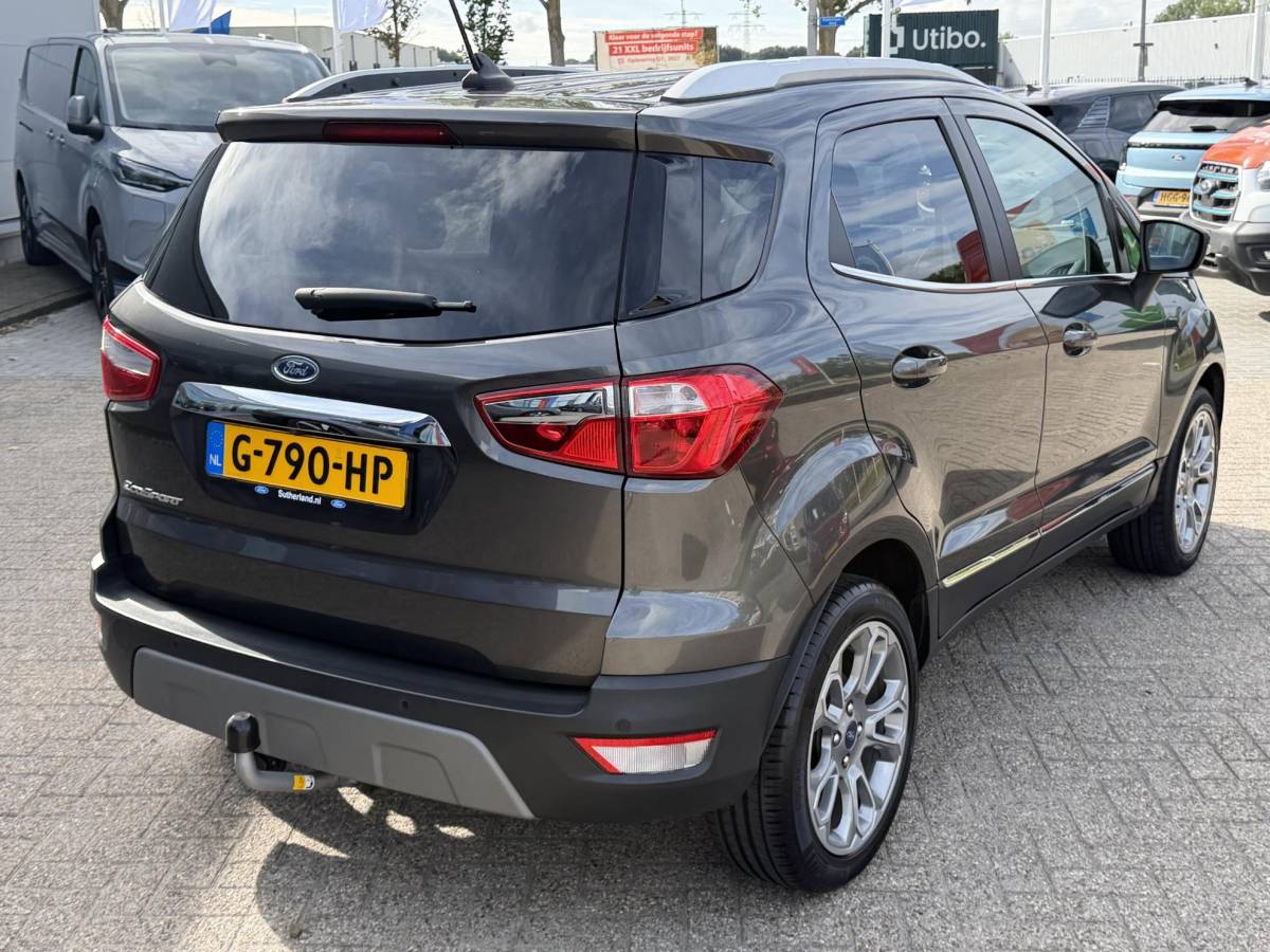 Ford EcoSport Ford EcoSport 1.0 EcoBoost Titanium 125pk | Winterpack | BLIS | SYNC 3 Navigatie | Trekhaak | Apple carplay/Android auto |