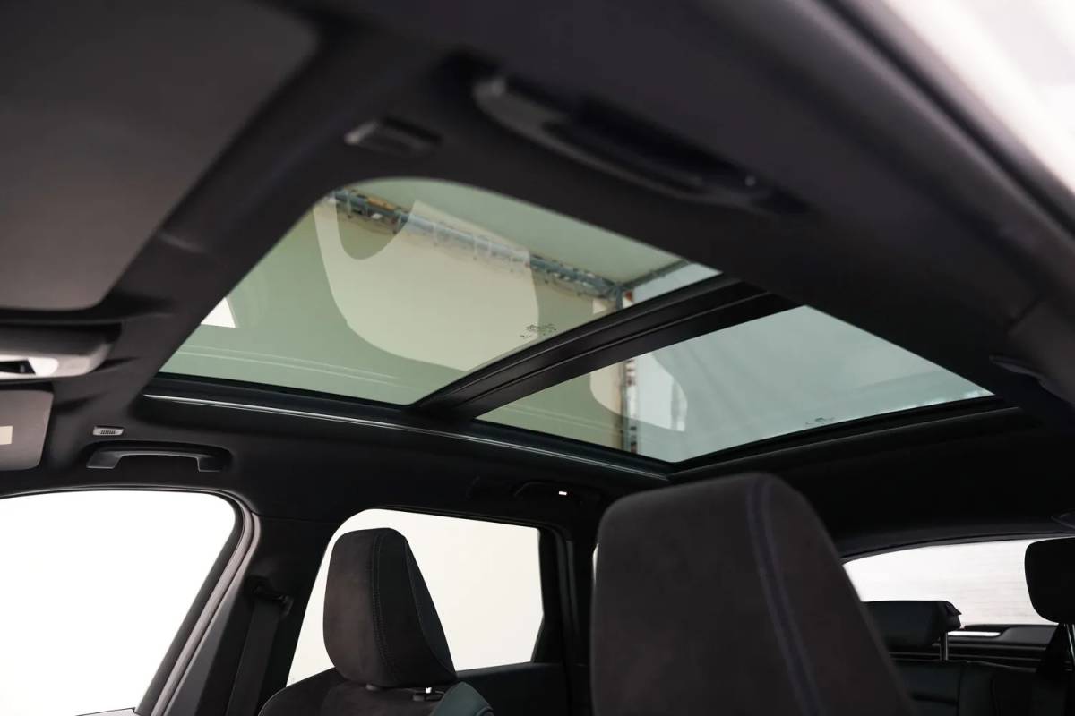BMW iX1 BMW iX1 xDrive30 M Sport [ SOH 93,5% ] [ Panorama Stuur-&Stoelverwarming Camera ]
