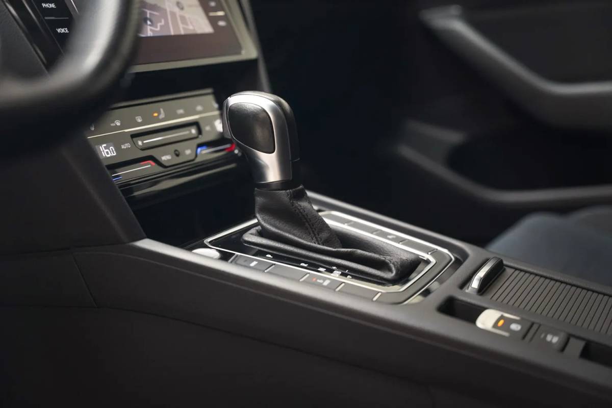Volkswagen Passat Volkswagen Passat 1.4 TSI PHEV GTE Business [ LED Navi Camera ergoActive Stoelverwarming Trekhaak ]