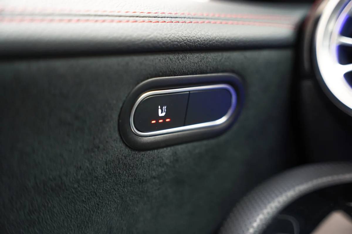 Mercedes-Benz CLA Mercedes-Benz CLA-Klasse 250 e Premium Plus AMG [ Nightpakket Stoelverwarming LED ]