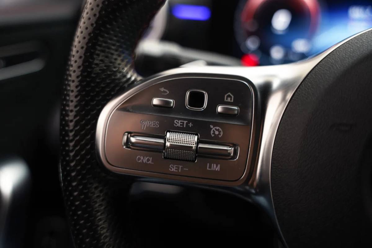 Mercedes-Benz CLA Mercedes-Benz CLA-Klasse 250 e Premium Plus AMG [ Nightpakket Stoelverwarming LED ]
