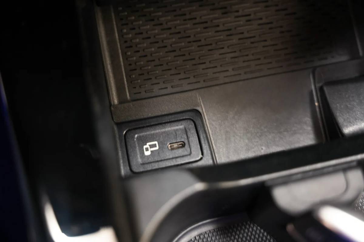 Mercedes-Benz CLA Mercedes-Benz CLA-Klasse 250 e Premium Plus AMG [ Nightpakket Stoelverwarming LED ]